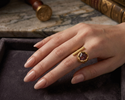 𝙼𝚊𝚢𝚊-Raw Stone Statement Ring